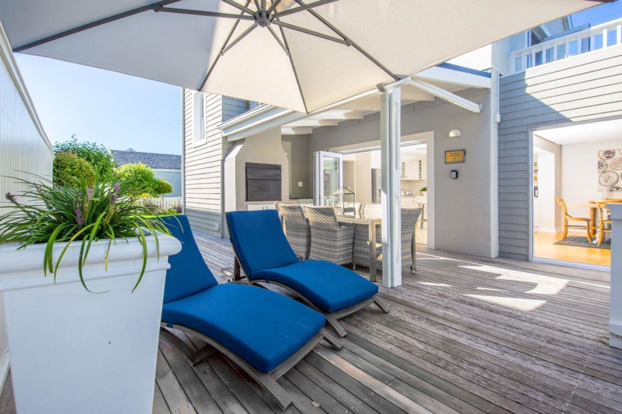 To Let 2 Bedroom Property for Rent in Thesen Islands Western Cape